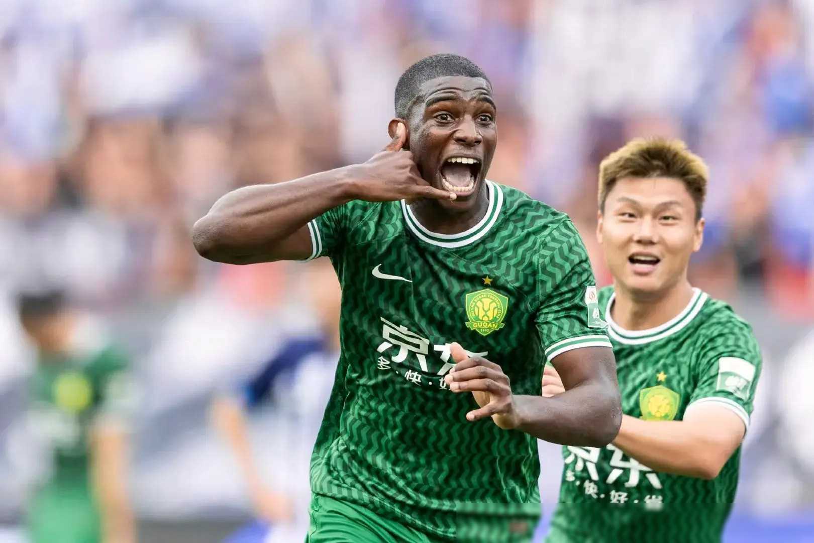 乐鱼体育APP下载-激烈争夺：两队各显神通，但北京最终笑到最后！的简单介绍