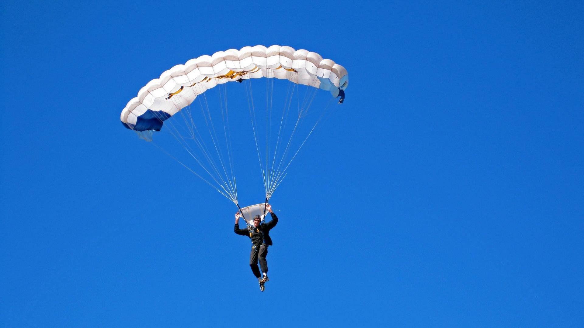 “历史精彩：联盟历史上的精彩比赛大比拼”，联盟历史前十